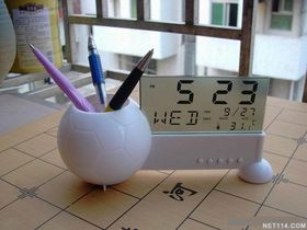 電子商務(wù)浪潮中的商務(wù)禮品新寵 電子鐘萬(wàn)年歷的市場(chǎng)定位與經(jīng)營(yíng)策略
